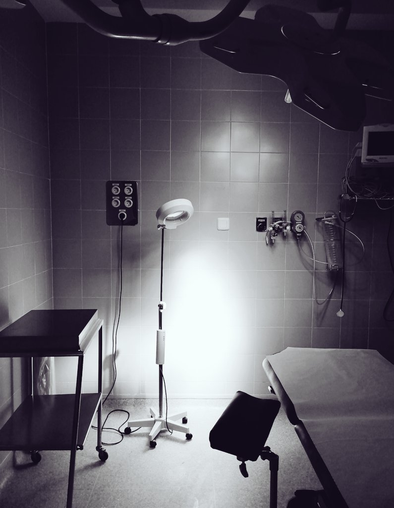 mariajesb's tweet photo. Anochece en urgencias. Seguimos trabajando. 

#EspecialidadUrgenciasYA
#OrgulloUrgenciologo https://t.co/tLldeCOqgT