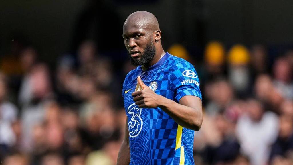 iMiaSanMia_GER's tweet photo. Bayern wird mit Inter um die Verpflichtung von Romelu Lukaku kämpfen. Bayern bietet bei einem Transfer einen Dreijahresvertrag, Inter würde eine Leihe anbieten. Zwischen Bayern und Lukakus Beratern soll es diese Woche Kontakt geben. [@giaco_iaco] https://t.co/2k7B4yzq47