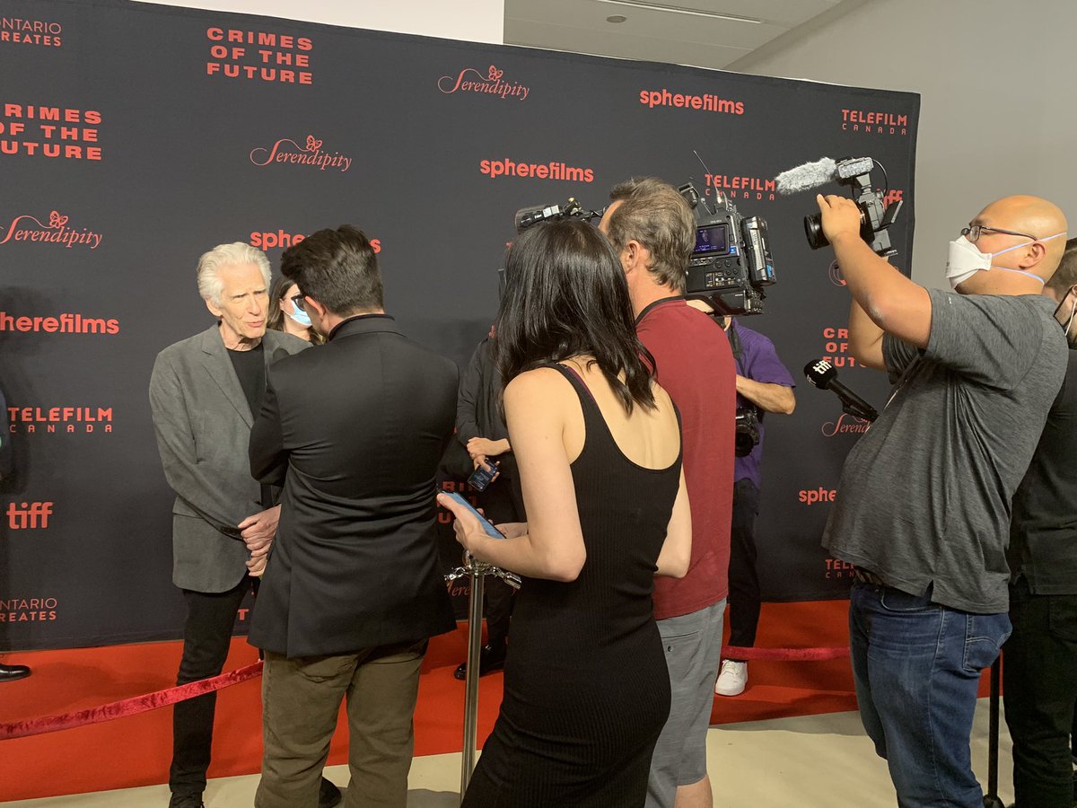 We’re here at red carpet for the North American premiere of #CrimesOfTheFuture! Some big stars here at <a href="/TIFF_NET/">TIFF</a> 🤩🤩