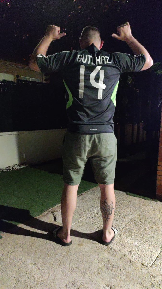 ALEXTORO82's tweet photo. #ChiringuitoMadrid @GUTY14HAZ https://t.co/DI7aQiHlgs