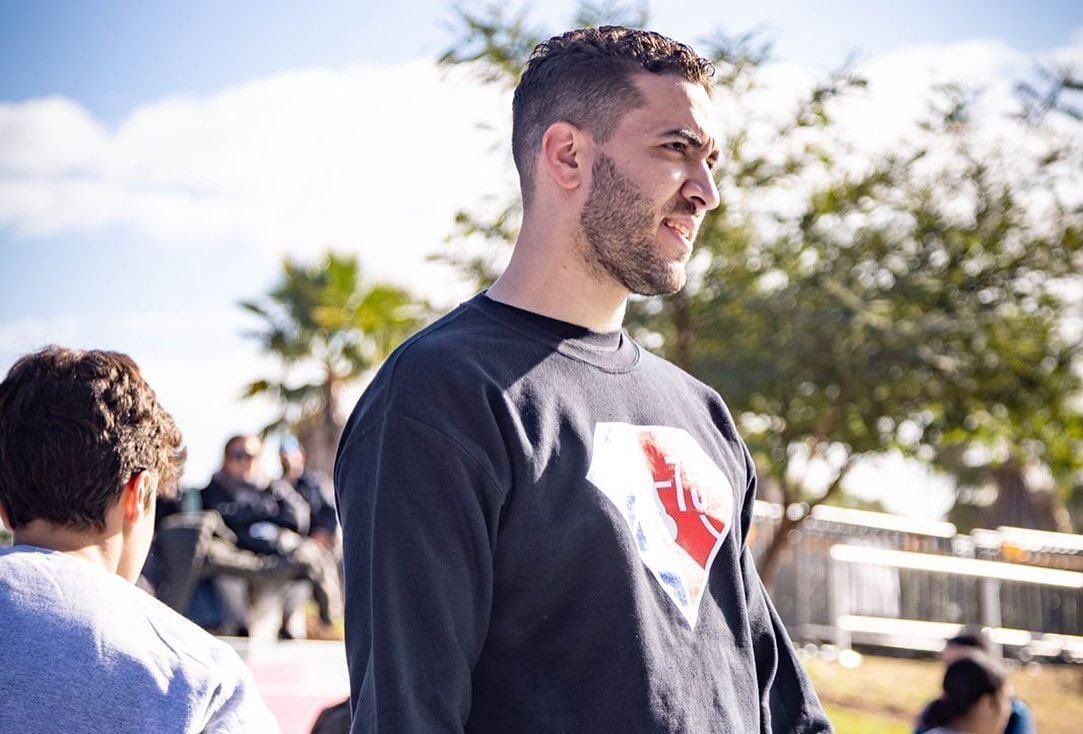 ACPFBARG's tweet photo. Nico Viru Acosta, uno de los PF que es parte de la Asociación Civil de Preparadores Físicos del Básquet Argentino trabajando en el NBA Jrs. Camp en Córdoba.

Vos ya te asociaste? https://t.co/BL9XhUu5NQ