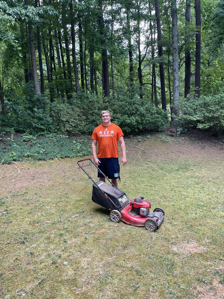 Peyton B (@peytonbumpers) on Twitter photo The <a href="/mercerfootball/">Mercer Football</a> team is partnering with <a href="/iamrodneysmith/">Rodney Smith Jr</a> to tackle the 50 yard challenge! My 1st lawn is down!
#RaiseTheBar | #Serve The <a href="/mercerfootball/">Mercer Football</a> team is partnering with <a href="/iamrodneysmith/">Rodney Smith Jr</a> to tackle the 50 yard challenge! My 1st lawn is down!
#RaiseTheBar | #Serve