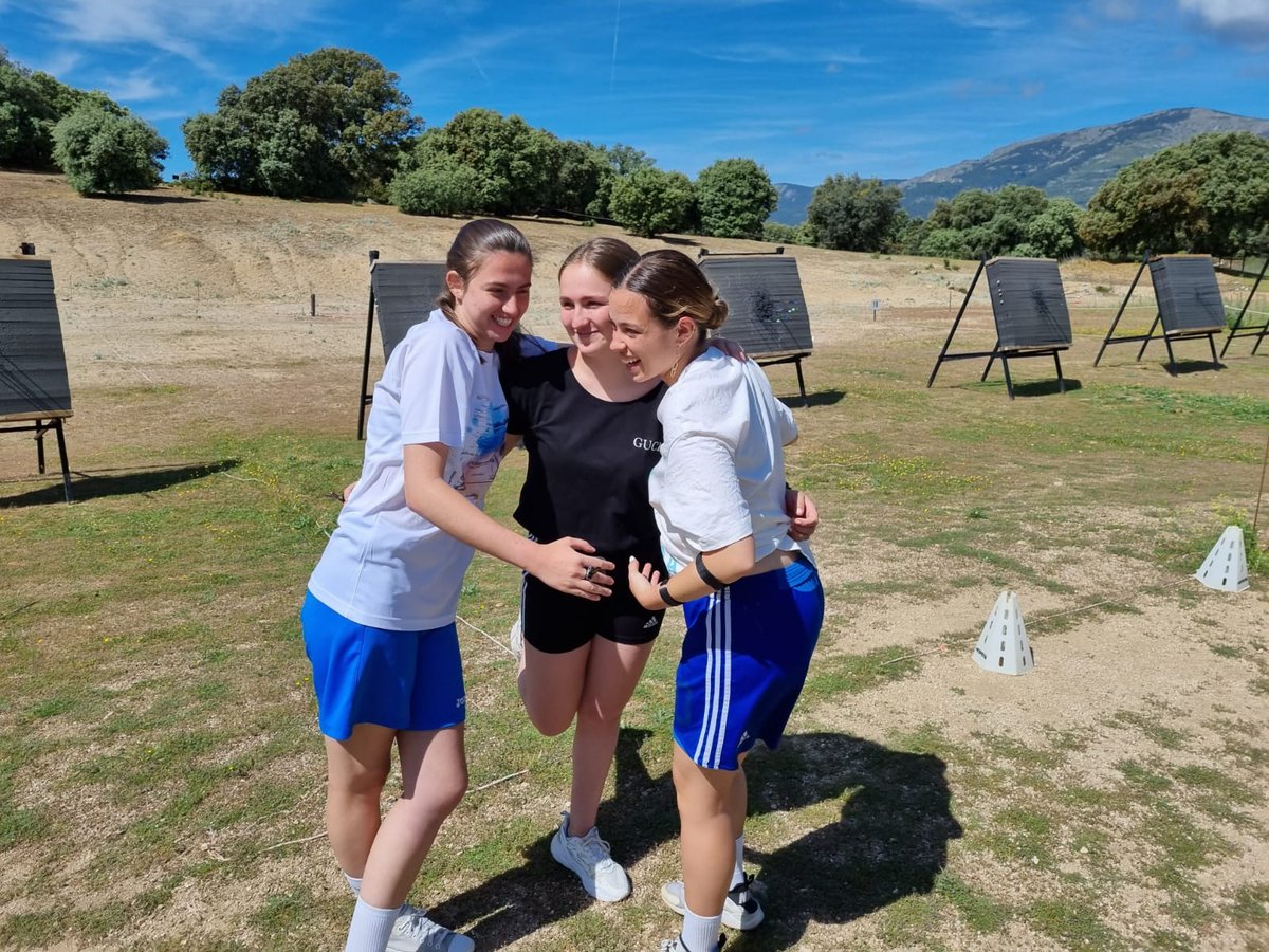 tengo a las mejores🤍