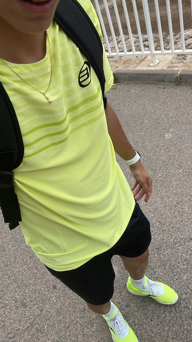 lemagilj's tweet photo. Ultima vez que juego hasta dentro de ns cuanto tiempo⏳🎾🦿 https://t.co/jilATvtYzp