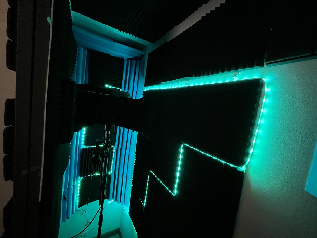 lights_echo's tweet image. Dark Mode