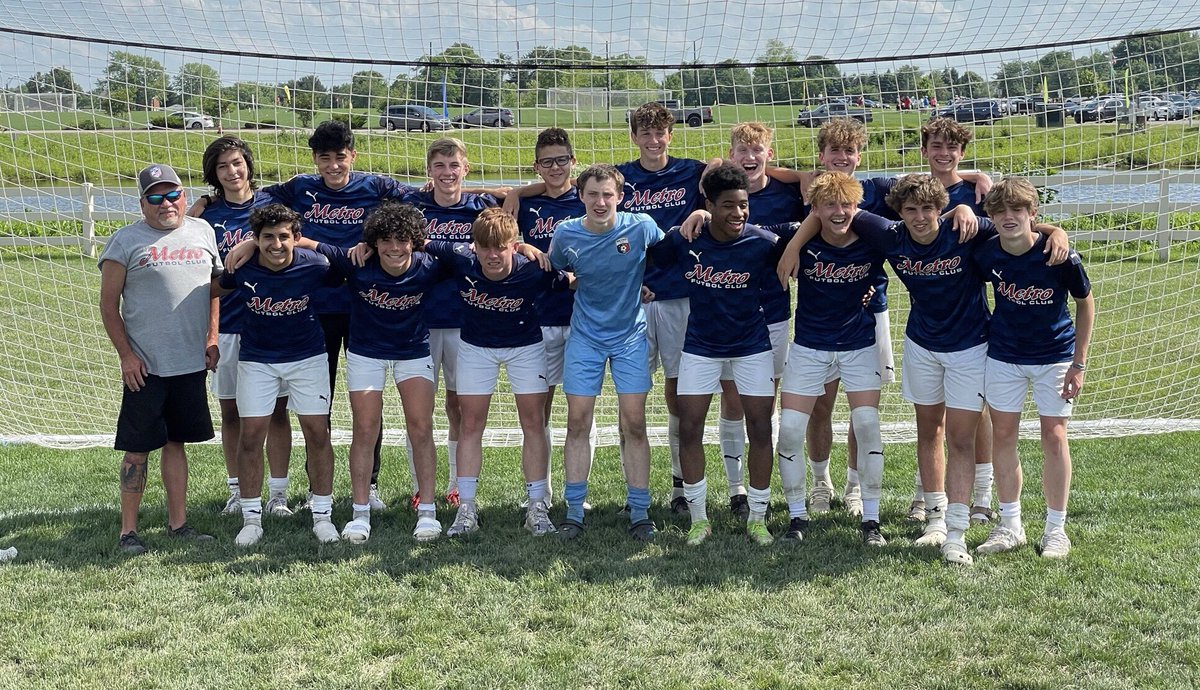 06MetroRapids's tweet photo. The boys end their 2022 State Cup with a 3-1 victory! 

Even with no post season ramifications, the boys showed a ton of heart in putting together a great total team game. 

Goals
1 - Matthew Dabbelt 
2 - Chinedu Nwokoro (free kick)
3- Andrew Hurley (header) from Chinedu Nwokoro https://t.co/2wGZ3it6MH