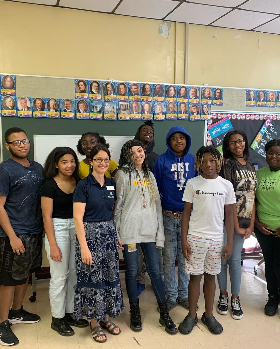 NULYP's tweet photo. ππ½βππΎβHere's another powerful
#movementmoment #REPOST
It was National Day of Service for us and we hosted STEM Education Day with our Project Ready students! For us, the bridge building and service never ceases. β€οΈ
#CULYPSC #nulyp #STEM #STEAM #NDOS #COLAEmpowered https://t.co/4GhPusqb52