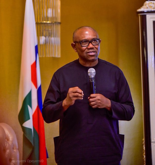 itsFeragamo's tweet image. Who do you really want 

Like for BAT JAGABAN 
Retweet for POB