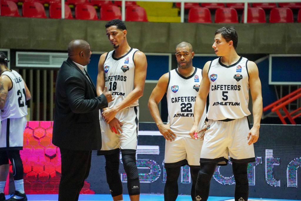 SantiAce23's tweet photo. 🏀🇨🇴Cafeteros, de Manuel Berroterán, barrió 3-0 a Búcaros ganando 77-85 esta tarde y se instaló en la final. Los 🇻🇪:

📊Fernando Lucena: 17min; 10pts (3/6 TC; 1/3 3PT; 3/3 TL); 1reb; 1rob

📊Jesús Martínez: 27min; 6pts (3/7 TC; 10reb; 1ast; 1per; 2rob; 1tap https://t.co/vovgvFHIOv