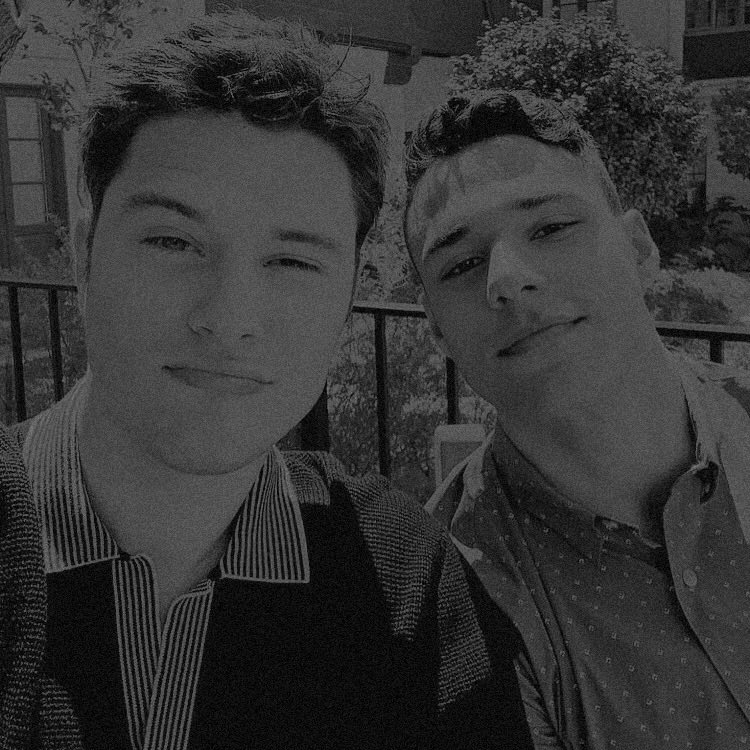 ｡˚❥࿐      #𝓂𝑐𝑚

                         𝓗𝒐𝒏𝒆𝒚 𝒋𝒖𝒔𝒕 𝓹𝒖𝒕 𝔂𝒐𝒖𝒓
                        𝓼𝒘𝒆𝒆𝒕 𝓵𝒊𝒑𝒔 𝒐𝒏 𝒎𝒚 𝒍𝒊𝒑𝒔,
                         𝒘𝒆 𝒔𝒉𝒐𝒖𝒍𝒅 𝓳𝒖𝒔𝒕 𝓴𝒊𝒔𝒔
                         𝒍𝒊𝒌𝒆 𝓻𝒆𝒂𝒍 𝓹𝒆𝒐𝒑𝒍𝒆 𝒅𝒐.