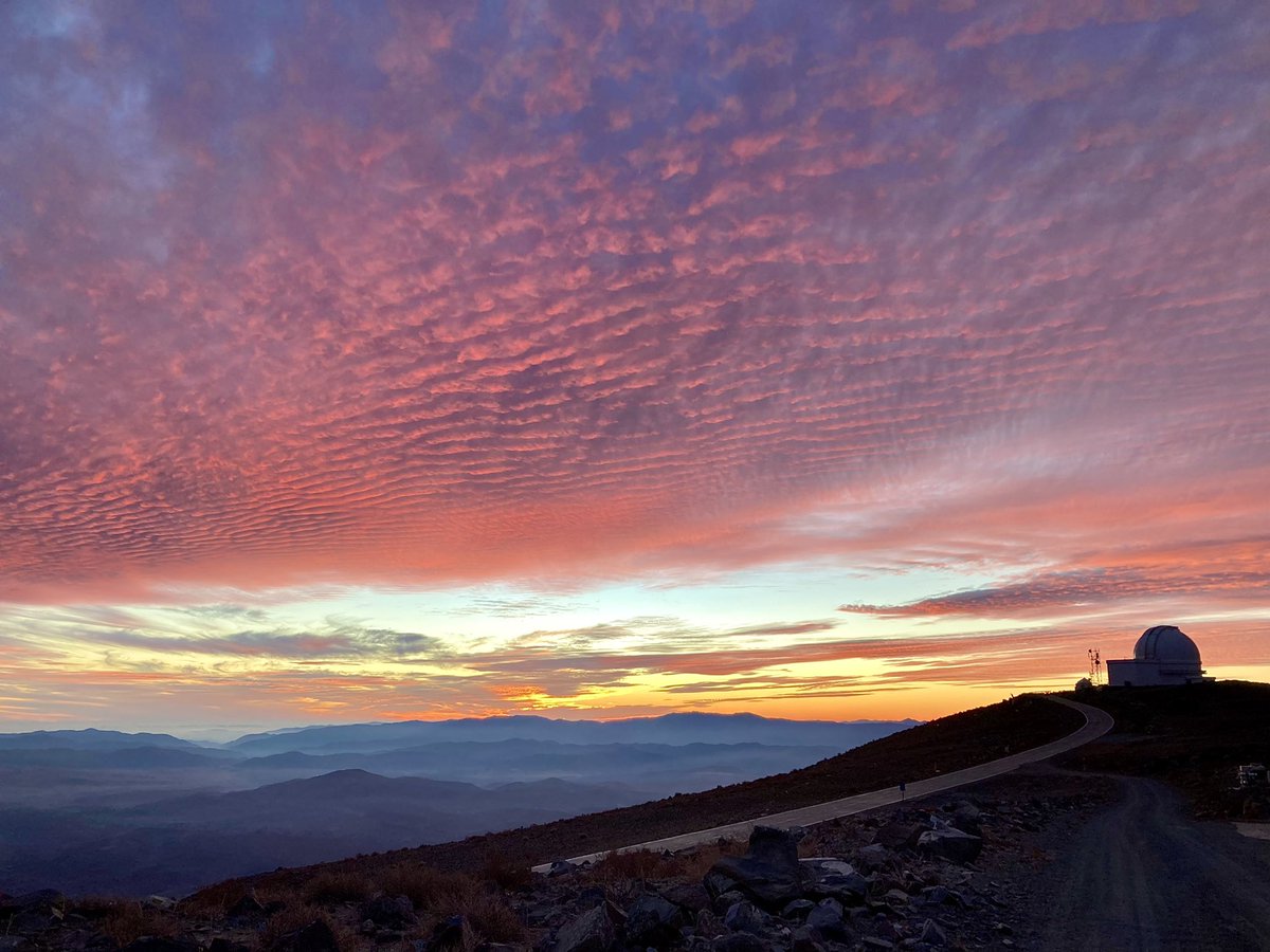 Sunset at <a href="/LCOAstro/">Carnegie Las Campanas Observatory</a> ✨🔭

#duponttelescope #lascampanasobservatory #lovemynewjob