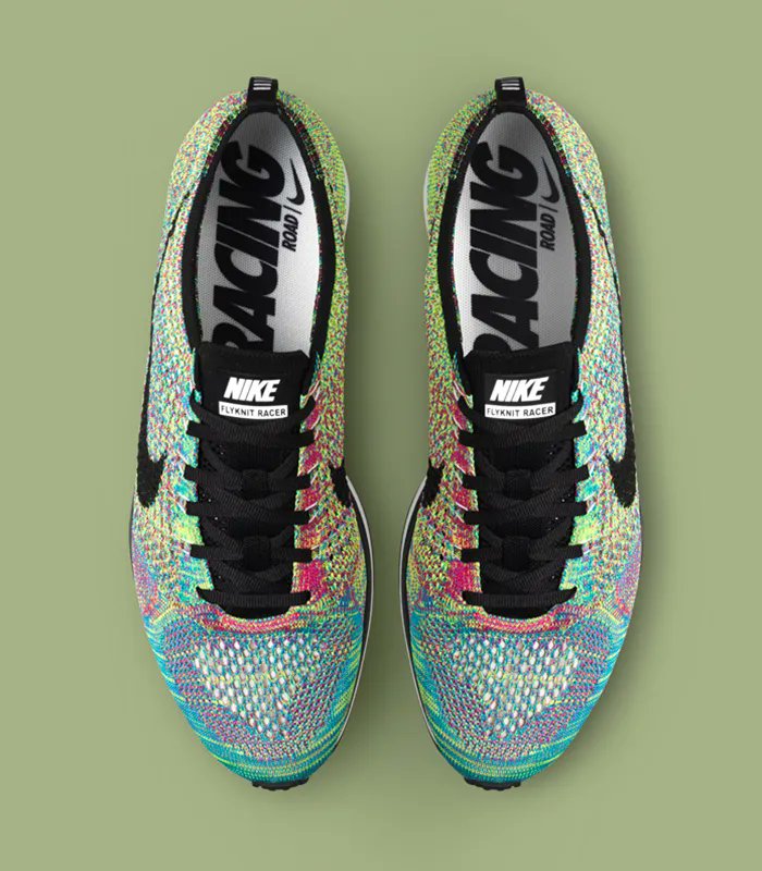Sneaker News tweet media