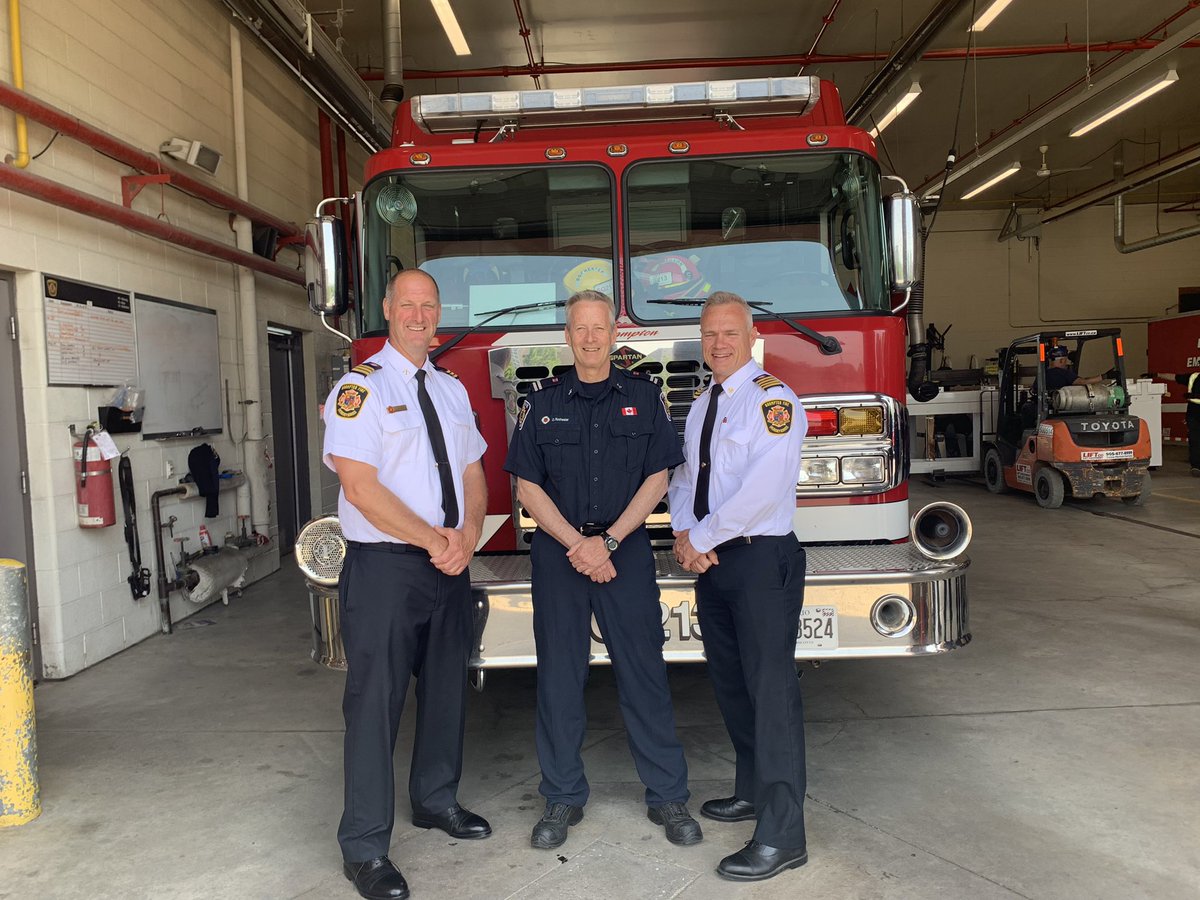 Today Captain Dave Rochester is working his last shift of a 34 year career serving the citizens of Brampton. <a href="/BramptonFireES/">Brampton Fire & Emergency Services</a> wish you the best in your retirement and thank you for the leadership you have provided. @ChiefBoyes <a href="/BPFFA1068/">Brampton PFFA</a> ^RR