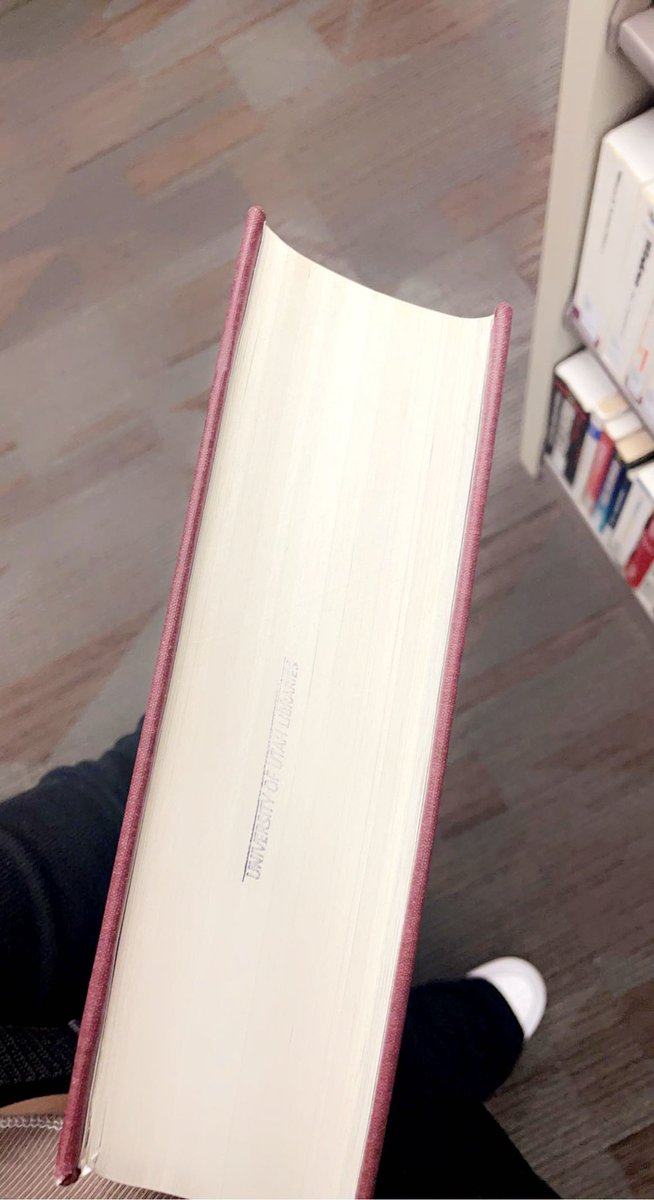 LinuxSeb's tweet photo. This Linux book 🫣 https://t.co/O1rjYSwAXG