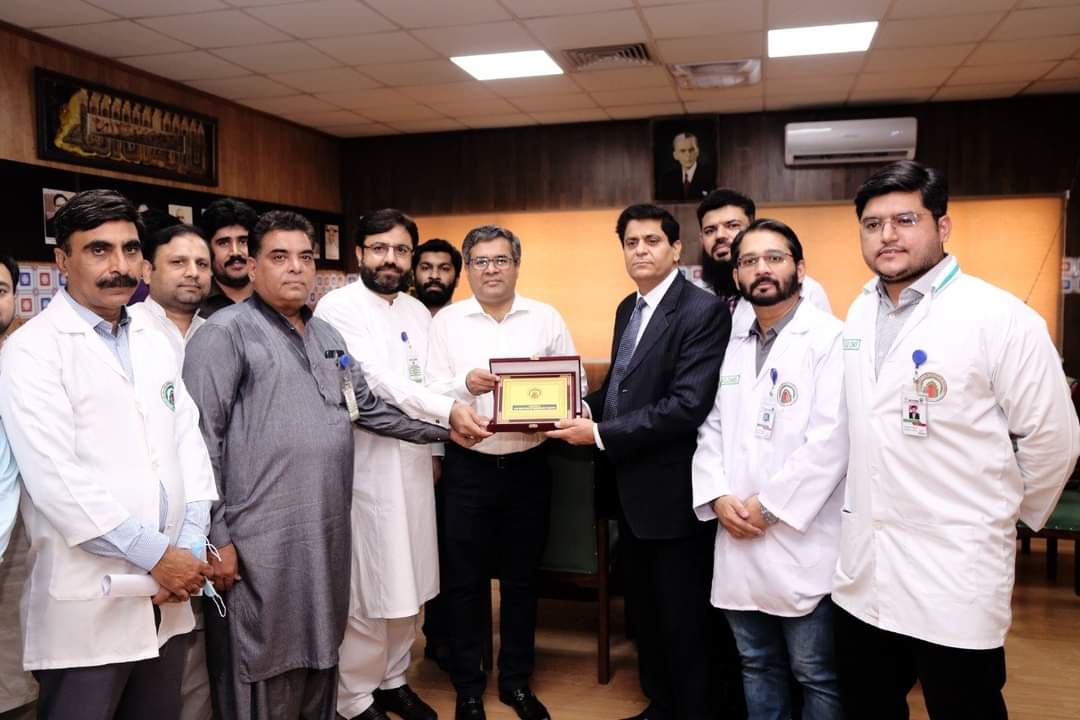 CPEIC's tweet photo. 26th May: Secretary Health of Punjab Mr. Ali Jan Khan Visit the CPE Institute of Cardiology Multan during the campaign of South Punjab on the special Instructions of CM Punjab. https://t.co/h11STgU3FY