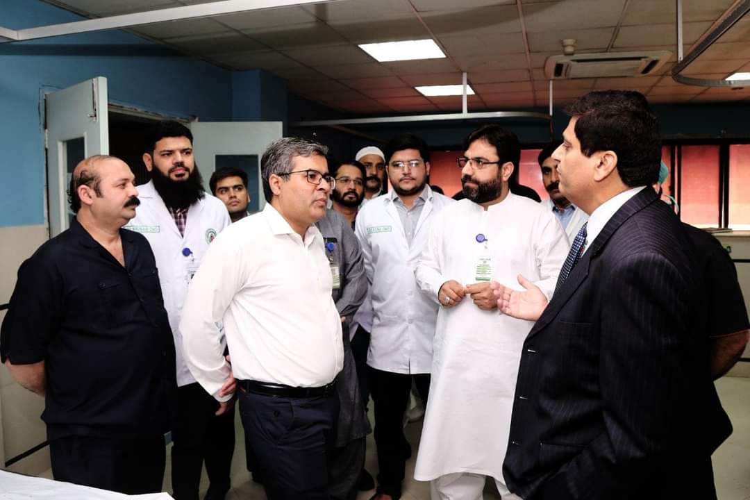 CPEIC's tweet photo. 26th May: Secretary Health of Punjab Mr. Ali Jan Khan Visit the CPE Institute of Cardiology Multan during the campaign of South Punjab on the special Instructions of CM Punjab. https://t.co/h11STgU3FY