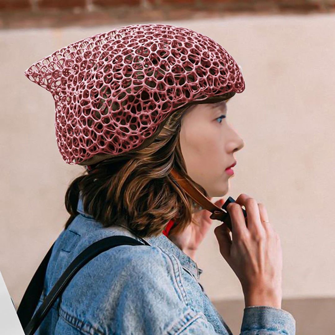 parametricarch's tweet photo. Designed by Voronoi 3D techniques with parametric design tools in Grasshopper3d, this bicycle helmet guarantees safety and lightweight by using less materials.

#helmet #helmets #3dprint #design #parametric #grasshopper3d #rhinoceros3d #products #designer #industrialdesign https://t.co/B5Bz7XLOik