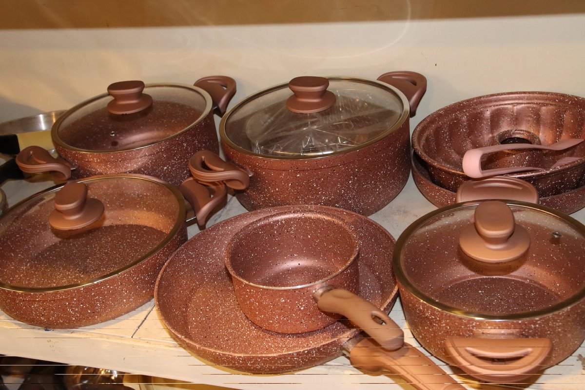HomeGoods_Ug's tweet photo. The kitchen is the heart of the home. Make that heart beat with the best quality kitchenware from #HomeGoodsUg

Visit our store on Spring Rd opposite Shell Bugolobi or call 0782-328249/0750-841010 and have your preferred kitchenware delivered to your doorstep. https://t.co/aOVJbrVrRS