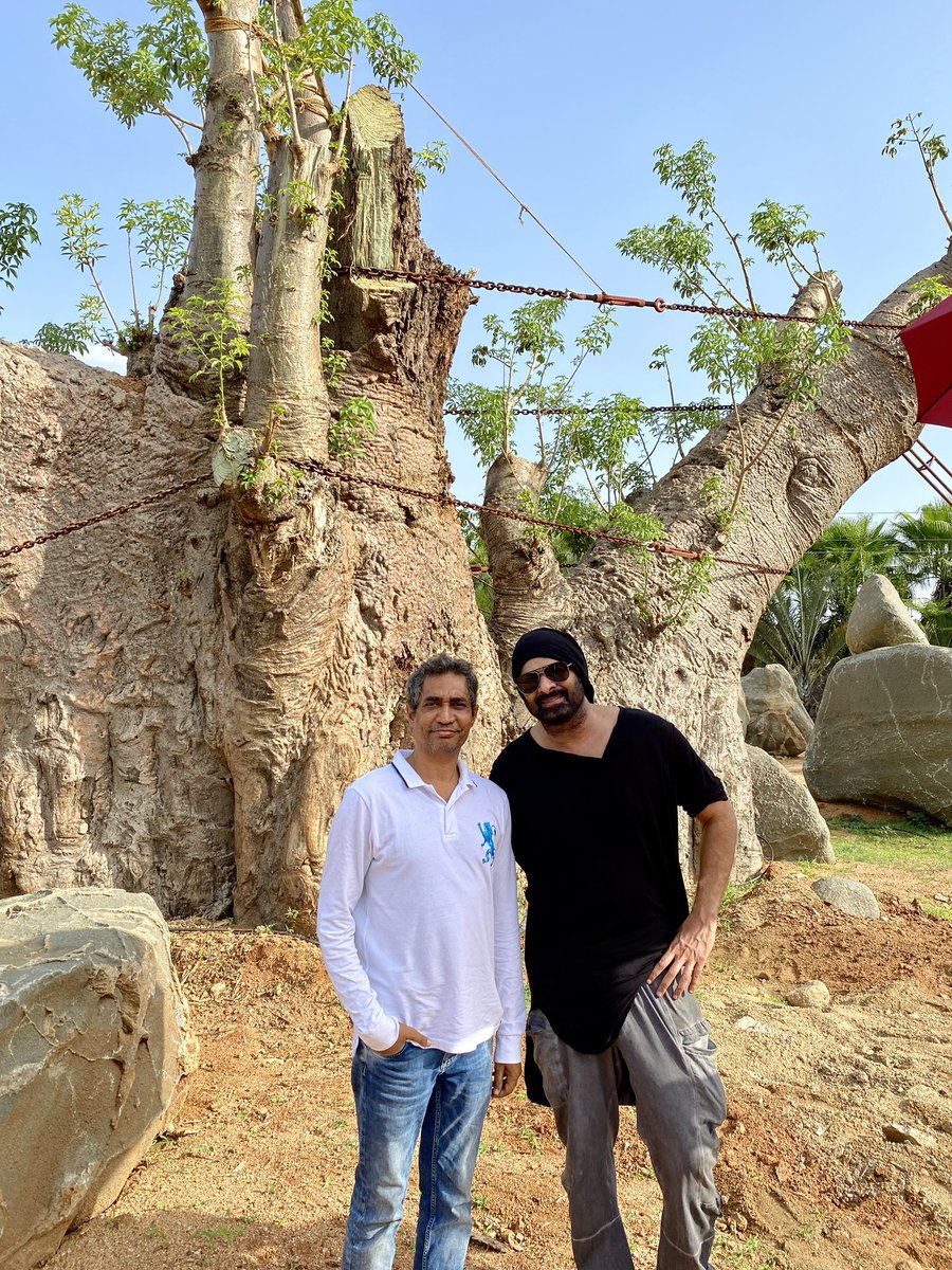TeamPrabhasOffl's tweet photo. #Prabhas latest 💥🔥 https://t.co/vOrUQgD914