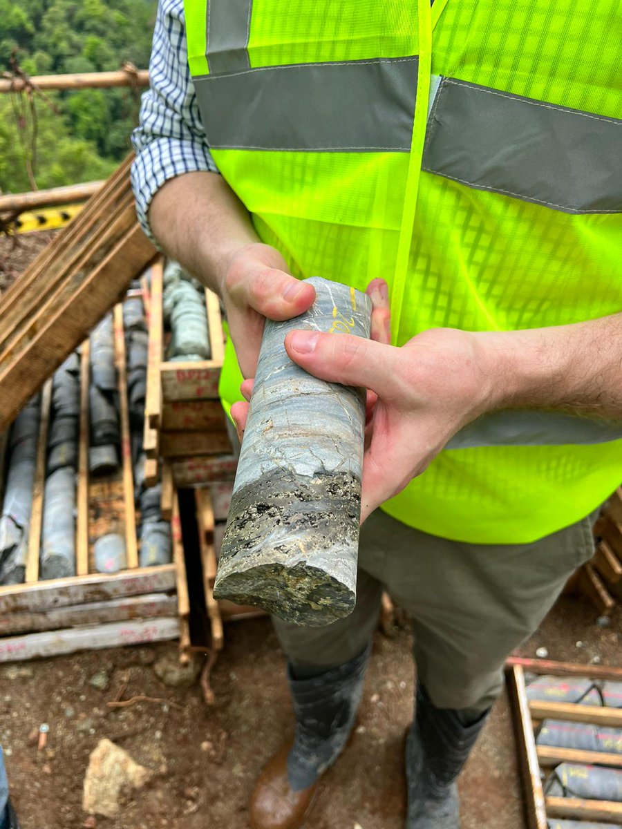 Blackstone_BSX's tweet photo. Some in actions shots of our recent site visit for investors at Ban Phuc Nickel Mine.
credit photography: Nanjia Capital Limited
#Blackstoneminerals #greennickel #greenenergy #mining #vietnam #nickel #nickelmining #moreore #nickelholics https://t.co/AXBhlHZhRD