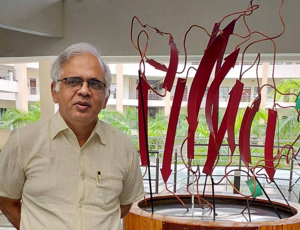 Peanut lectin- my PhD thesis 1991,  the 1st protein crystal structure from India, &amp; its 1st electron density map, hand contoured by me then. Thanks to <a href="/HydUniv/">Univ of Hyderabad</a> for the display 

<a href="/MBU_IISc/">Molecular Biophysics Unit, IISc</a> <a href="/iiscbangalore/">IISc Bangalore</a> <a href="/Bio_IISc/">Biological Sci, IISc</a> <a href="/IUCr/">IUCr</a>