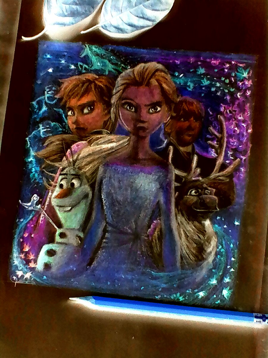 9qu9rius's tweet photo. Inverted Art using old crayons, ink & graphite pencil
#Frozen2 #frozen2art #invertedart https://t.co/fz7DnwGH6N