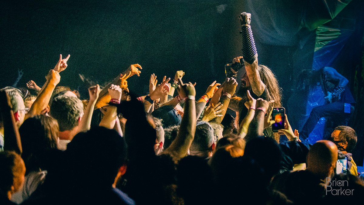 heavymetalphoto's tweet photo. A special moment from @Goatwhore_NOLA at @HOBSanDiego
#concertphotography #hobsd #metalphoto #heavymetalohoto #sdmetal #livemusic #Deathmetal https://t.co/l93sjCcLKw