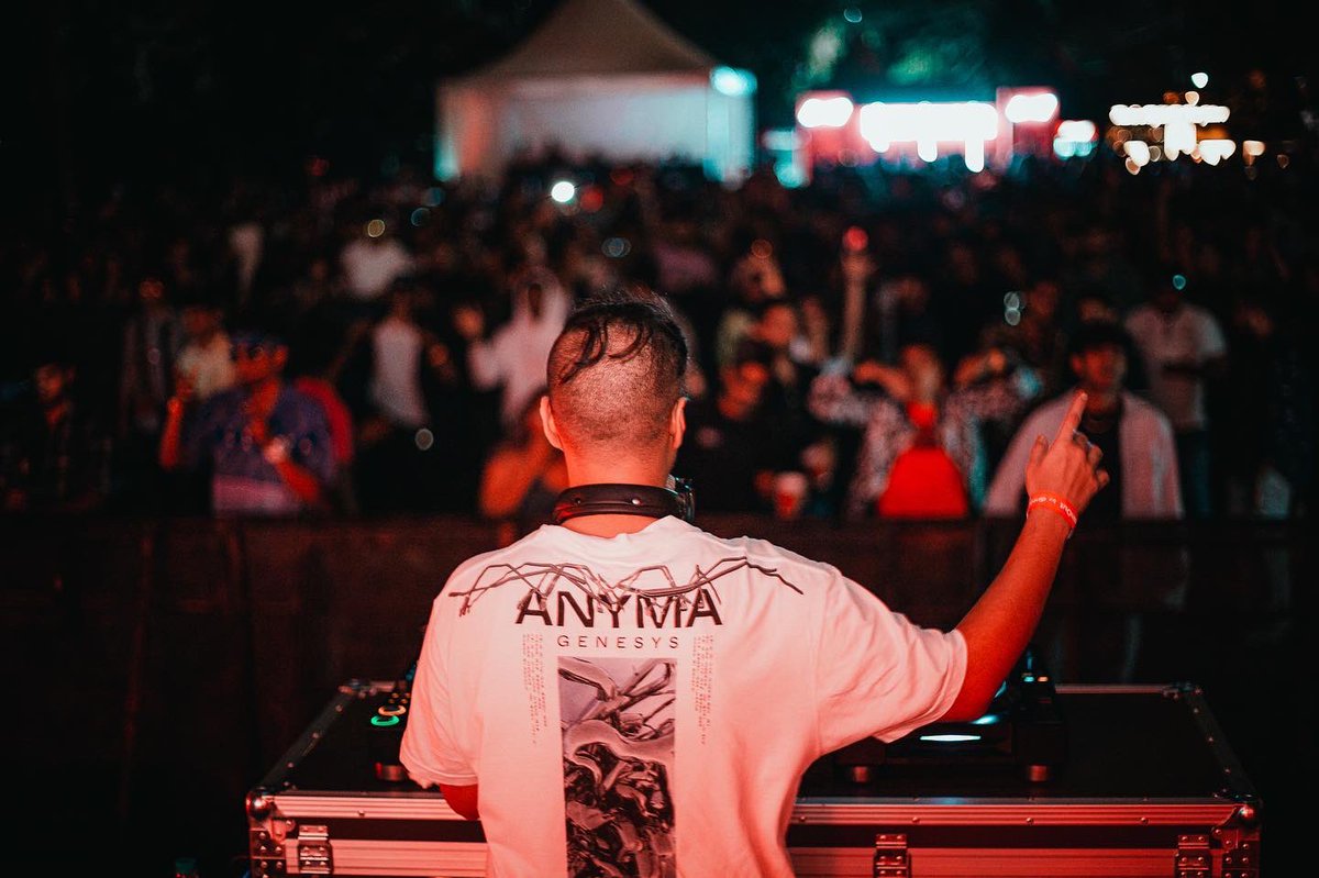 ABpositivMusic's tweet photo. What a closure to #Innellea’s #DistortedYouth #LiveTour in Bangalore, India. 

Here are a few shots of myself playing some tunes on home turf. ❤️‍🔥 https://t.co/0dLglXBy2y