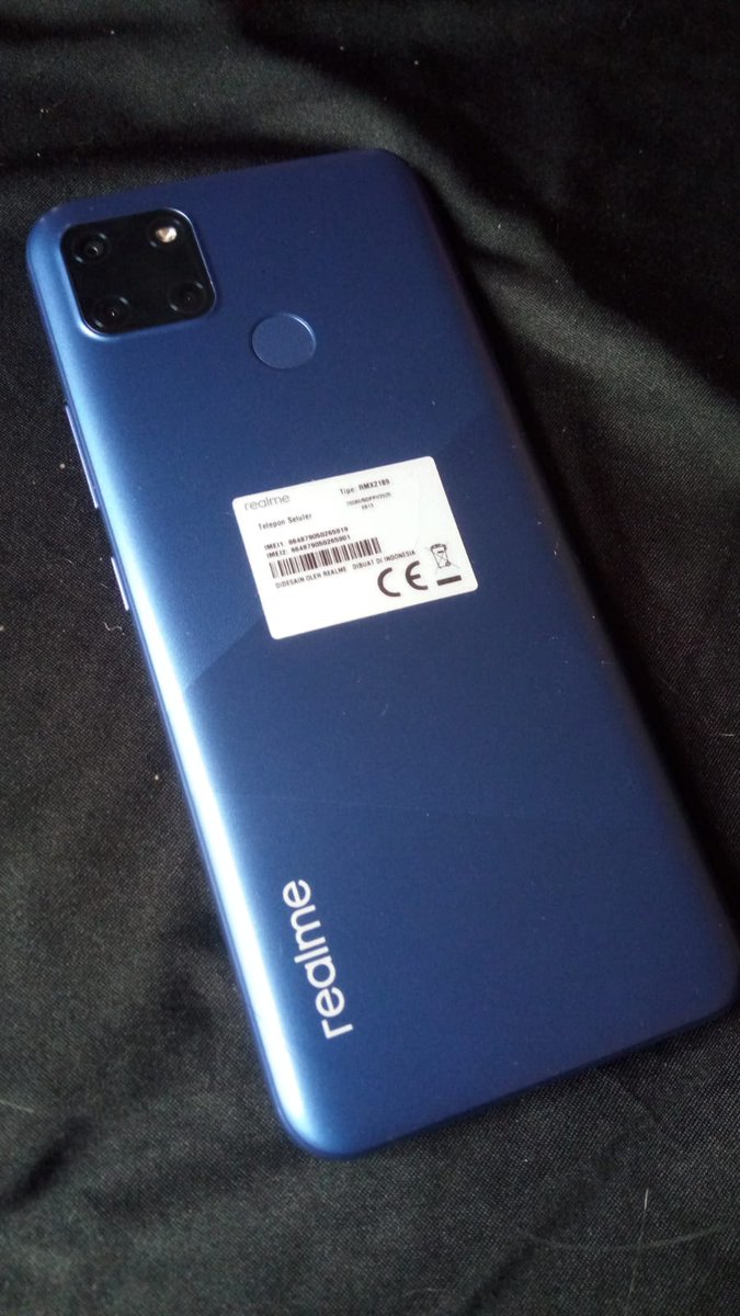 winoynaa's tweet photo. Dijual REALME C12 , Kondisi masih sangat bagus pemakaian kurang lebih 10bulan sudah plus anti gores .

Dilepas 1,4jt bisa nego ..

makasih https://t.co/BT4q8oHkK4
