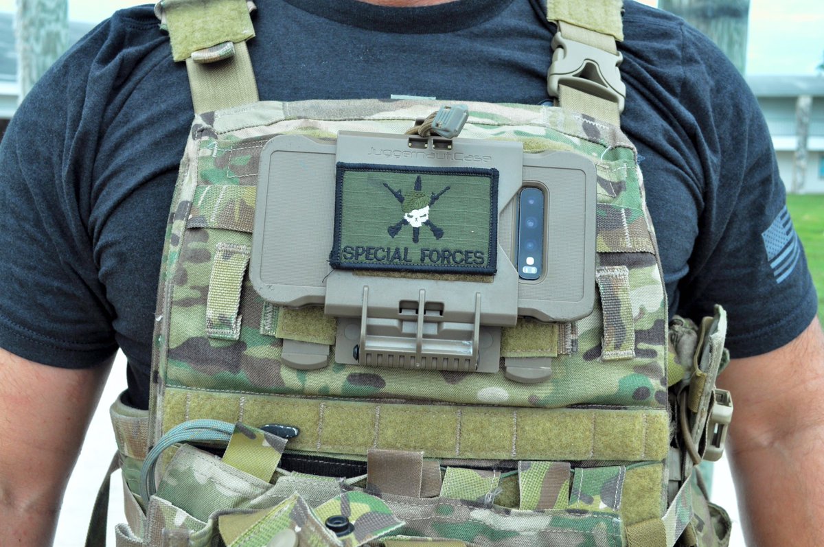 socnorth's tweet photo. On this #MemorialDay2022, #20SFG and #RBDF members conducted a #CrossFit Hero #WOD in honor of SFC Severin Summers who was killed Aug. 2, 2009 in Afghanistan. #SOCNORTH #SOF #SpecialForces #GreenBerets #RoyalBahamasDefenceForce #BeyondTheWatch https://t.co/33XPWQuock