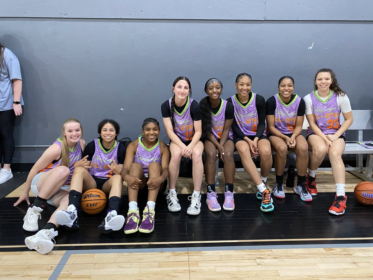 lexdesir's tweet photo. WESTSIDE ROSTER:
@DariannaBuggs22 @J_Harrison2022 @kenzliwarden @garnerrayland @mathurin2025 @janiyahwill_9 @HeardTyla @skylar_dudley_8 Darcy Roberts
@skinzleague_hs | @SkinzLeague
Tip-off 8pm!!! #LexGetIt https://t.co/cpM38DM7JC