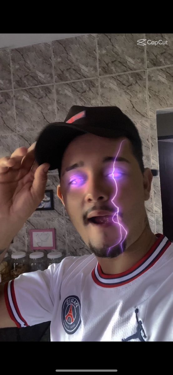 Sou solteiro , pq até com ficante eu brigo 🤪😂😂