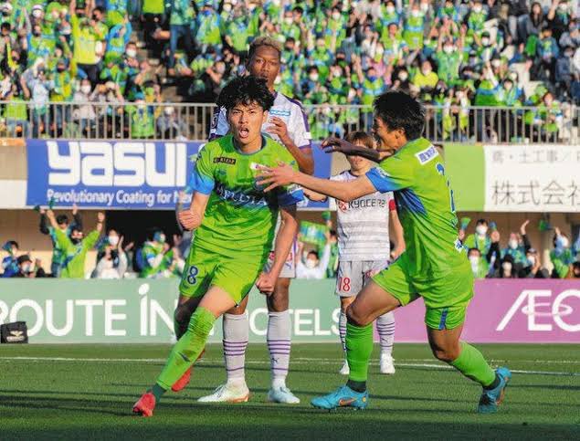 udbyossy's tweet photo. 日本代表に湘南のFW町野とかサプライズで呼ばれないかな。いい選手だね。なんか持ってる気がする。大舞台で何かしてくれそうな選手だと思う。 https://t.co/Glpy70nR8X