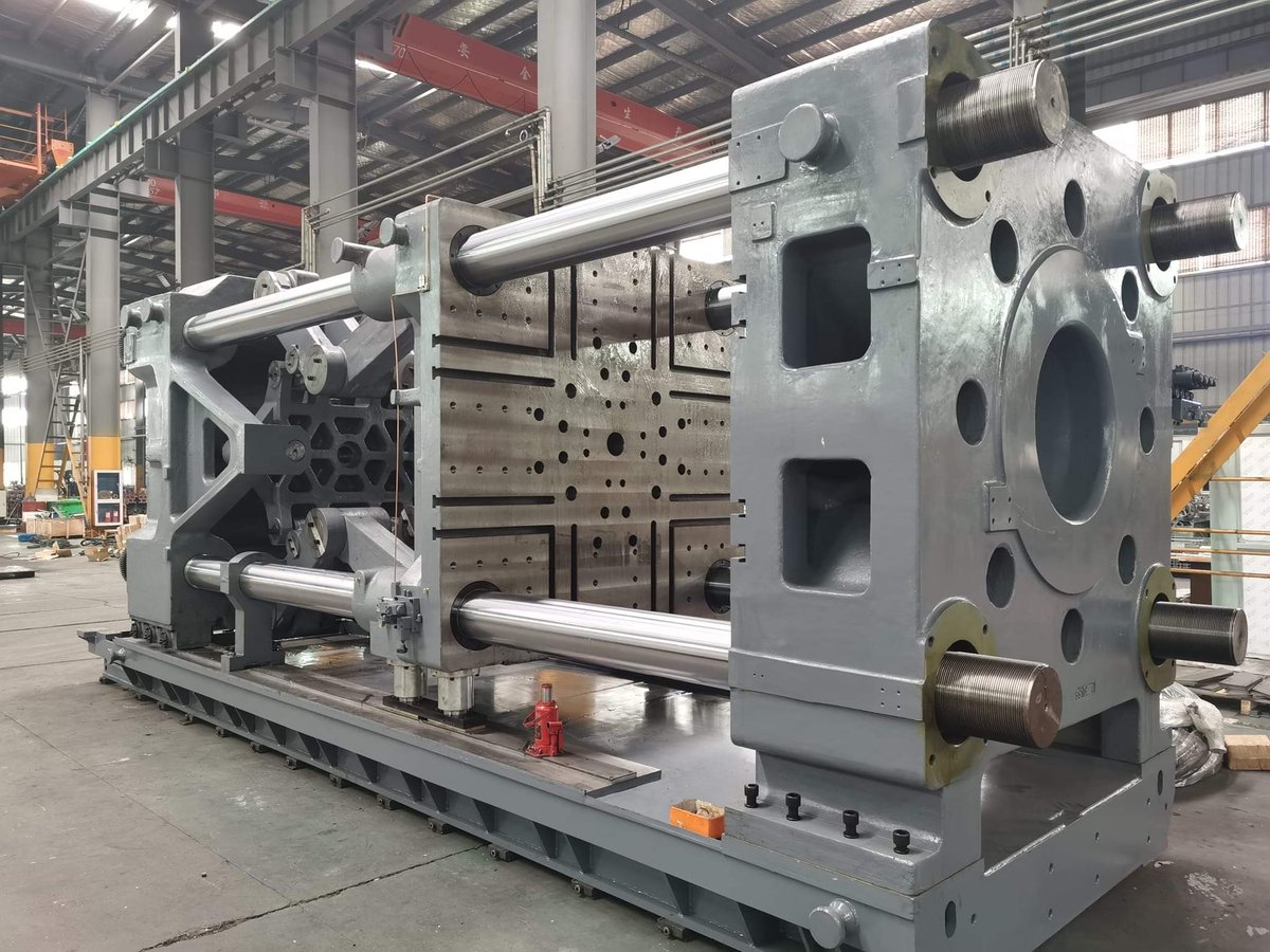 theplasticpoint's tweet photo. #ThePlasticPoint #plastic #injectionmolding #machine Easy replaced of any part with team @theplasticpoint. Please contact us https://t.co/MV8MbmORfR https://t.co/KIj8bIyCga