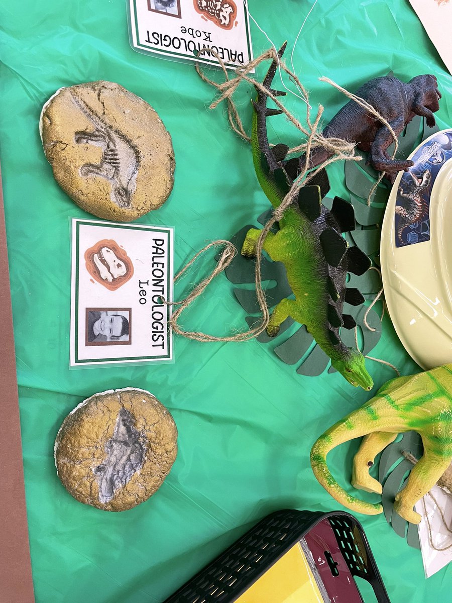 MissB🐝 tweet media