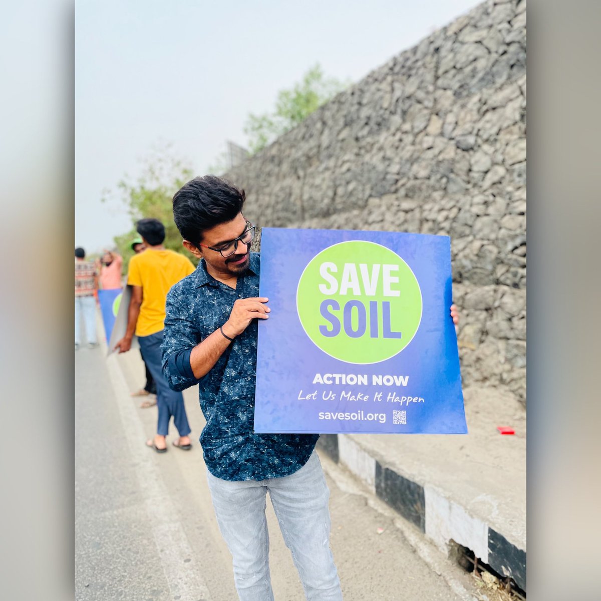 nishantparmar71's tweet photo. #SaveSoil #SaveSoilMovement #BharatWelcomesSadhguru #SaveSoilAhmedabad #Sadhguru https://t.co/dMB2EOSgn4
