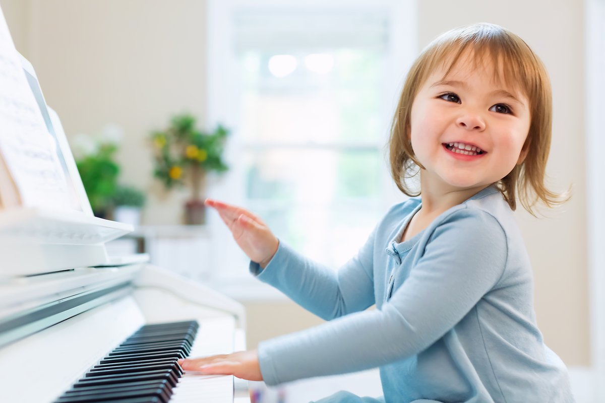 DentistryTfi's tweet photo. The #dentalhealth of your baby’s #teeth is paramount for your child’s #dentalfuture. A child’s #firstsetofteeth also known as #babyteeth, play a very important role in creating a #pathway for #adult or #permanentteeth.
FIND OUT MORE https://t.co/cq8HahCKoR
#familydentist https://t.co/fgI4msdyAS