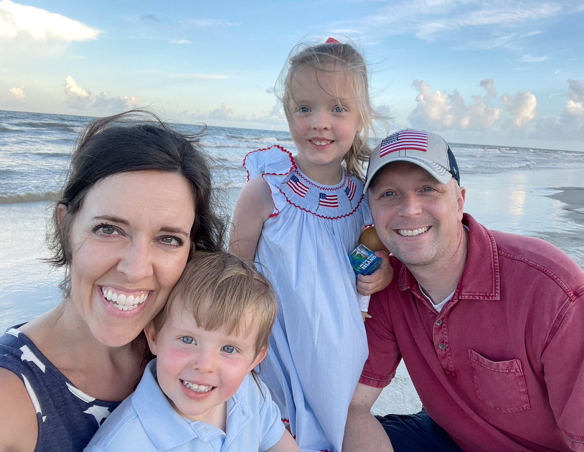 shellyejohnson's tweet image. 🇺🇸 Happy Memorial Day 🇺🇸 God blessed America, may America bless God 🙏🏼