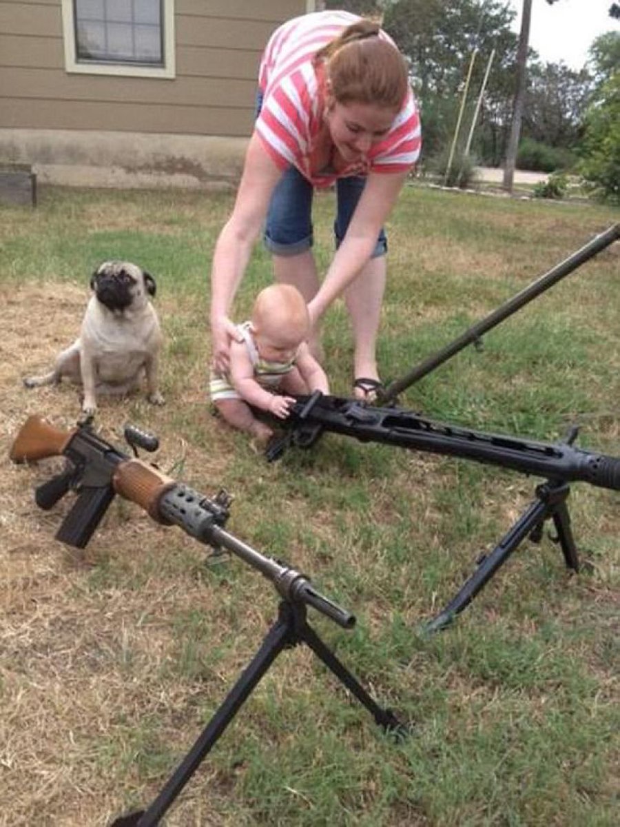 JoJoFromJerz's tweet photo. Bet there are more guns in that house than there are books. https://t.co/Uq3jsGlYRf