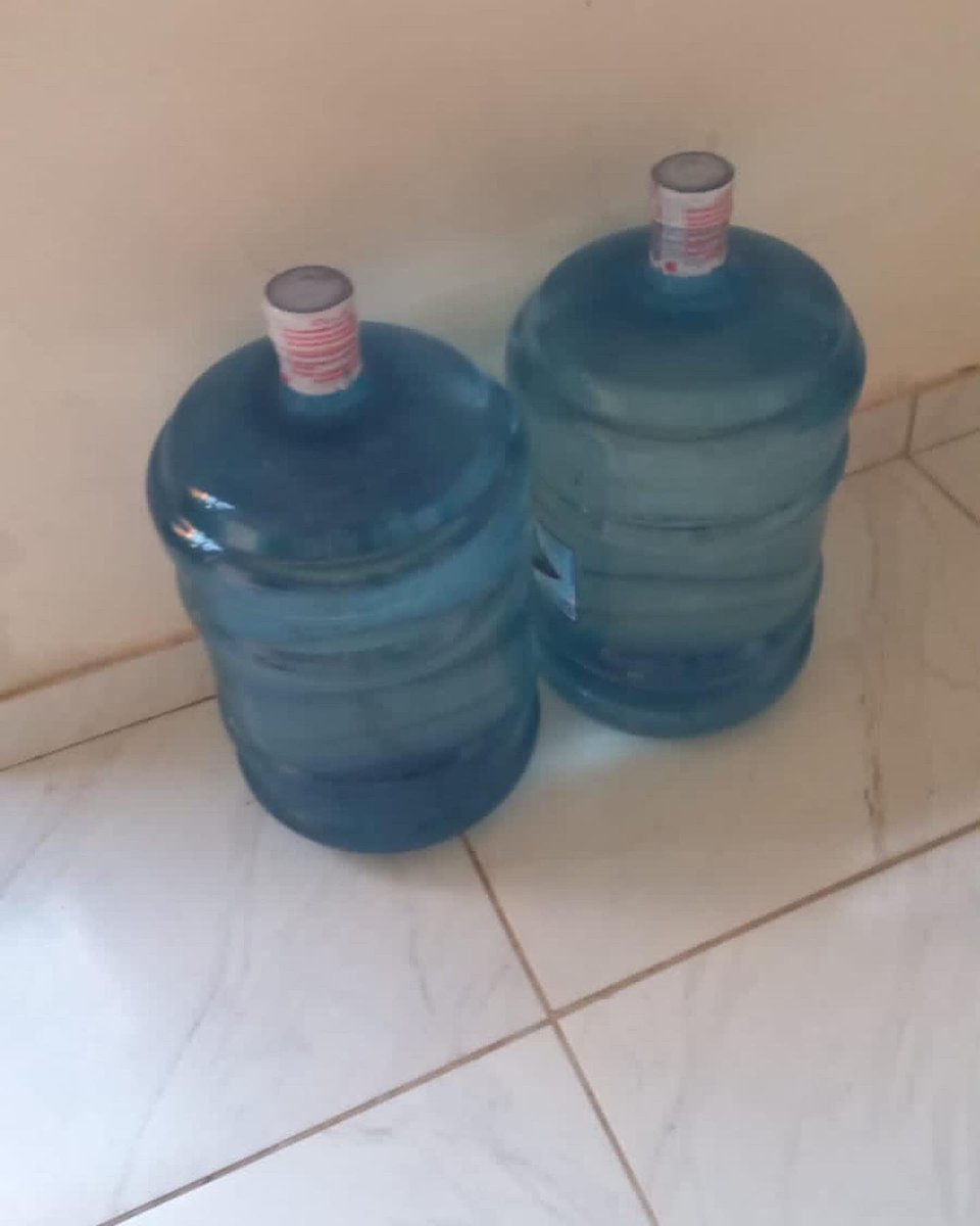 solidargrupo's tweet photo. Compramos também água, fizemos sopão para o curado IV e curado II. 

Para acompanhar todas as ações e prestação de contas vejam pelo Instagram: https://t.co/ZwEvJD0S1U https://t.co/W4FoGgvl9T