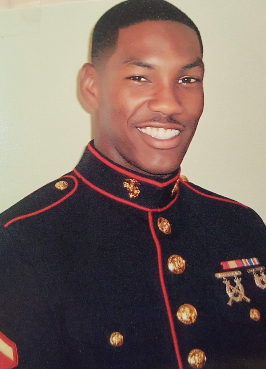 AndreDarnellSr's tweet photo. Remember my cousin Kenneth Antwan Mahone on this Memorial Day and every day #luvuforever #Memorial Day #NeverForgotten #July142017 #MahoneShawFamily https://t.co/DTznkgw0OV