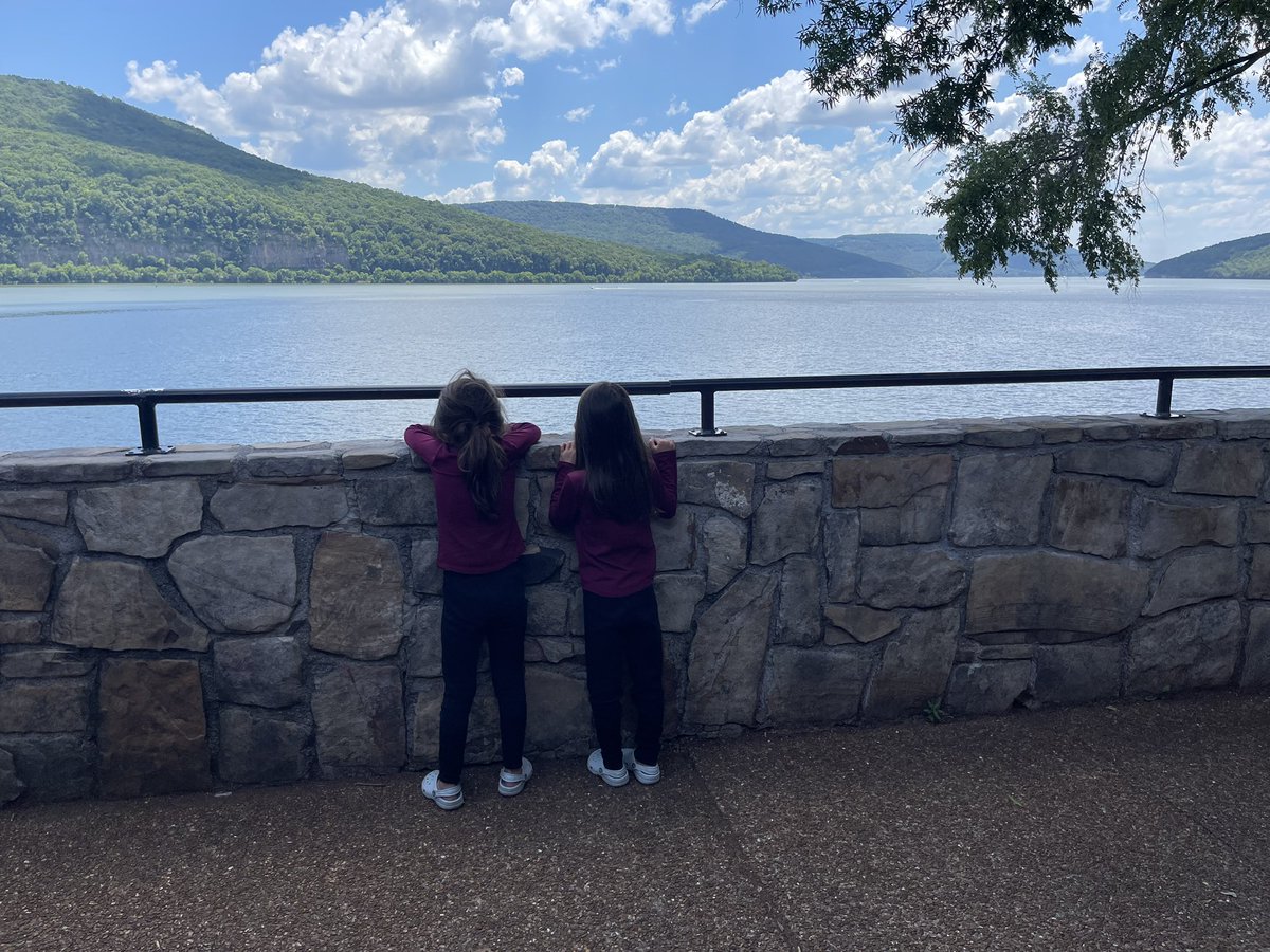 nesmithtwins's tweet photo. Indy was fun….and KY and TN are beautiful (see above!), but there’s nothing like getting back to GEORGIA!! (In 12.5 hrs today 🥴) https://t.co/9eHv80Rk3V
