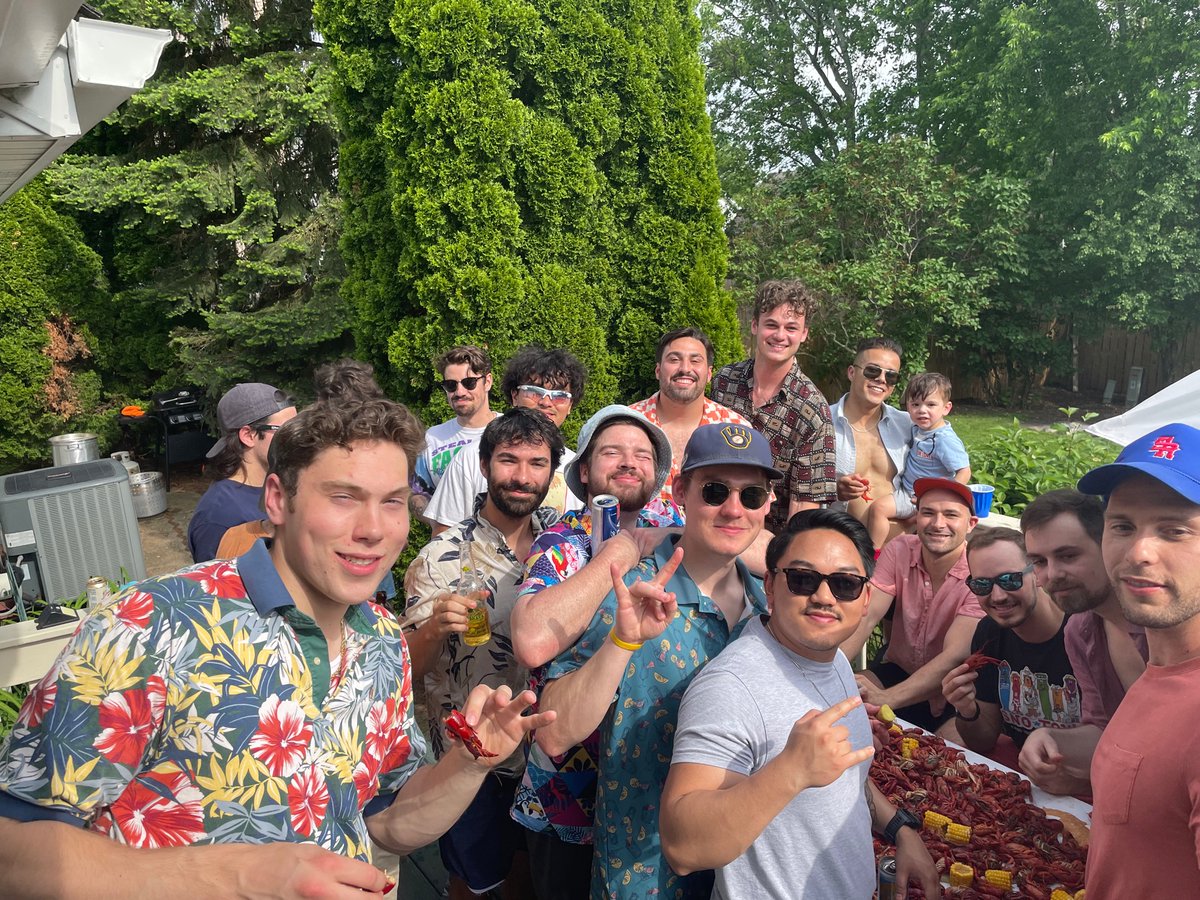 alekkas's tweet photo. Another great year with the gang.  Perfect. https://t.co/l9zQX5WPKR