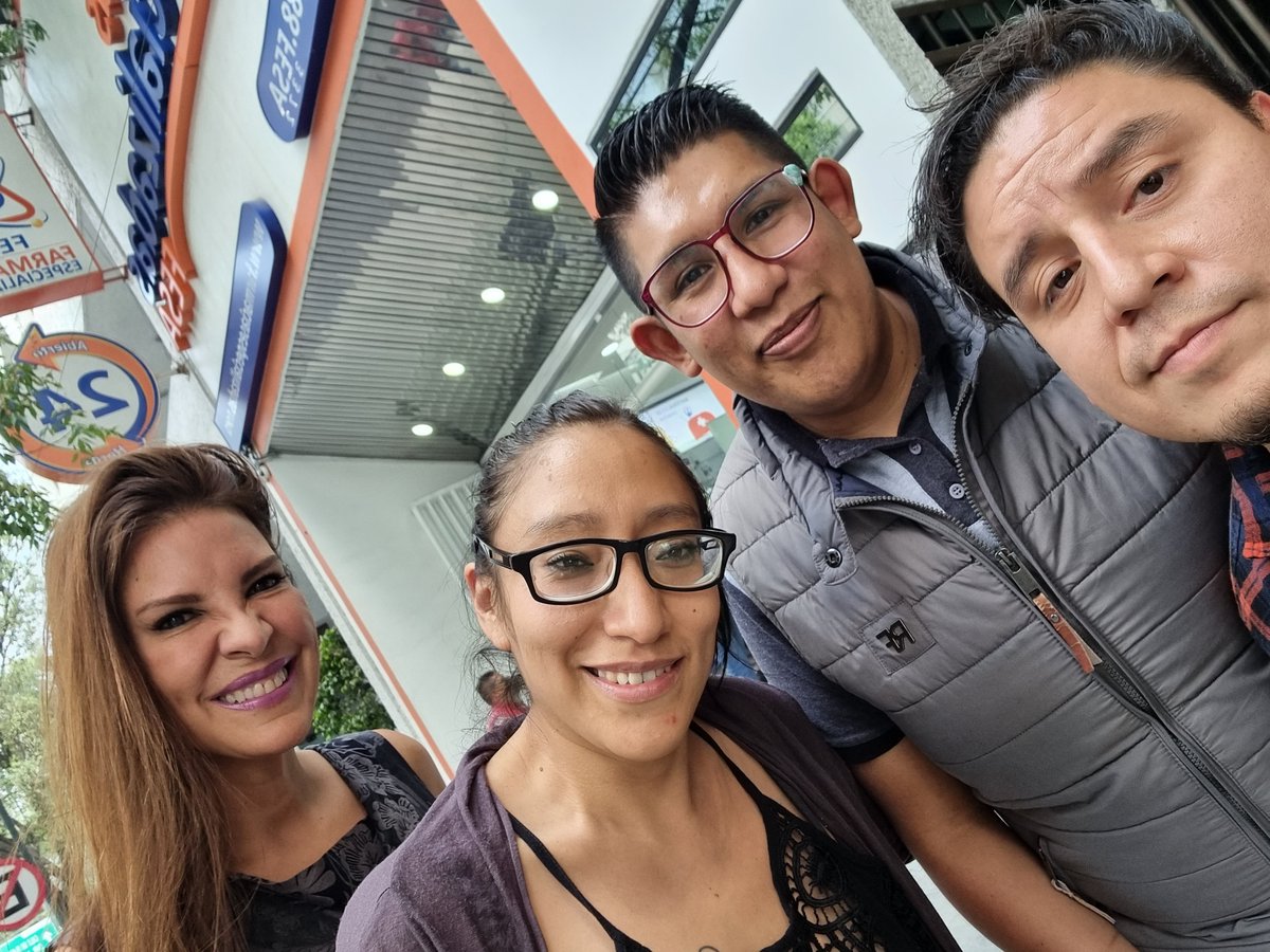 monicaegui's tweet photo. [De los grandes finales, nacen los grandes comienzos]
¡Hasta siempre ##FESA, hola #BAYER! https://t.co/kglDSt3Qnr