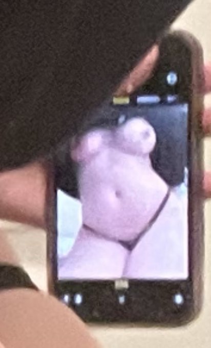 work keeps us soo busy💔💔 we miss u loves🥺 sneak peak of my new pic set!! mirror reflection so cute💞 ✨nsfwtwt