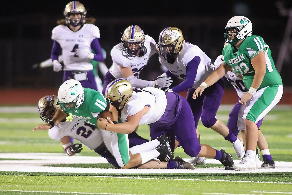 JeremiahBales2's tweet photo. #footballplayer #footballconditioning #footwork #stregnthtraining #conditioning #DL #LB #DB #QB #RB #WR #footballrecruiting #highschoolfootball #tackle https://t.co/2O8KMCWAT2
