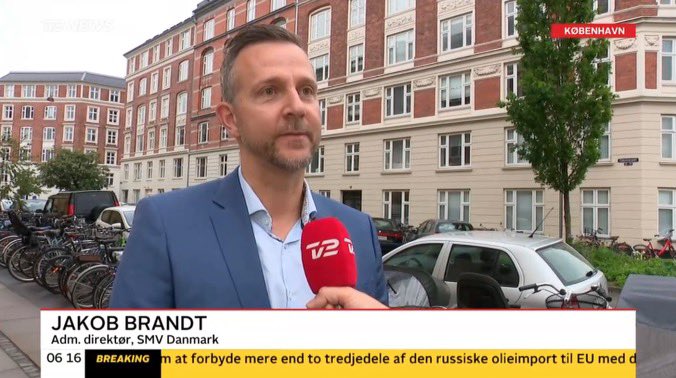 JakoBrandt's tweet photo. Regnskabets time er kommet for coronaramte #dkbiz. 5.500 af dem er på vej mod konkurs. Det er 5.500 selvstændiges personlige tragedie. Mange af dem kommer ud af krisen med en stor privat gæld, da de personligt hæfter for virksomheder gæld. Husk dem #dkpol når I evaluerer krisen. https://t.co/JEF8yTy7Vp
