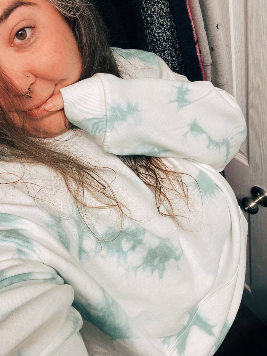 lil_salacious's tweet photo. I have 25 followers! Get me to 100 so I can drop another titty pic for reasons OTHER than shameless attention whoring (even tho that shit is totally my jam)

P.S. I found this hoodie for $5 and I wanted to share it with y’all 🤓💚

#onlyfansgirl #onlyfansbabe #onlyfans #nsfwtwt https://t.co/610Ecrf9DY