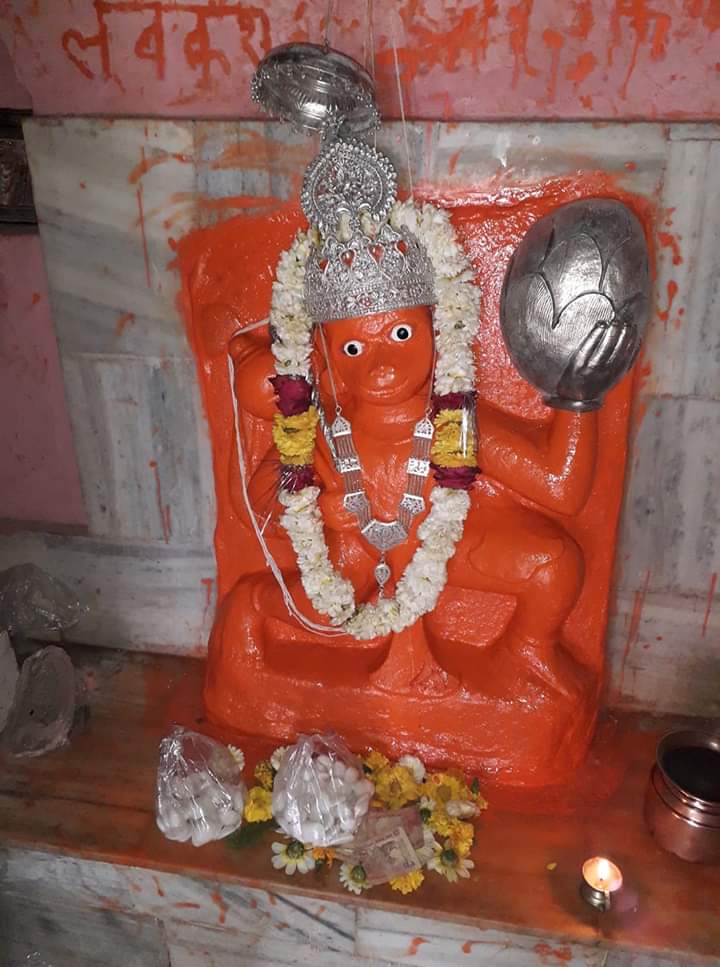 official_kuldp's tweet photo. लाल देह लाली लसे अरू धरि लाल लँगूर।
बज्र देह दानव दलन जय जय जय कपि सूर॥

*ॐ हनुमते नमः* 👏🏻

#रण_में_भगवाधारी
फ़ॉलो करें 👉 @ShreeRamSenaIn 
                    @ShreeRamSenaIn2 https://t.co/1s5W9RHHDf