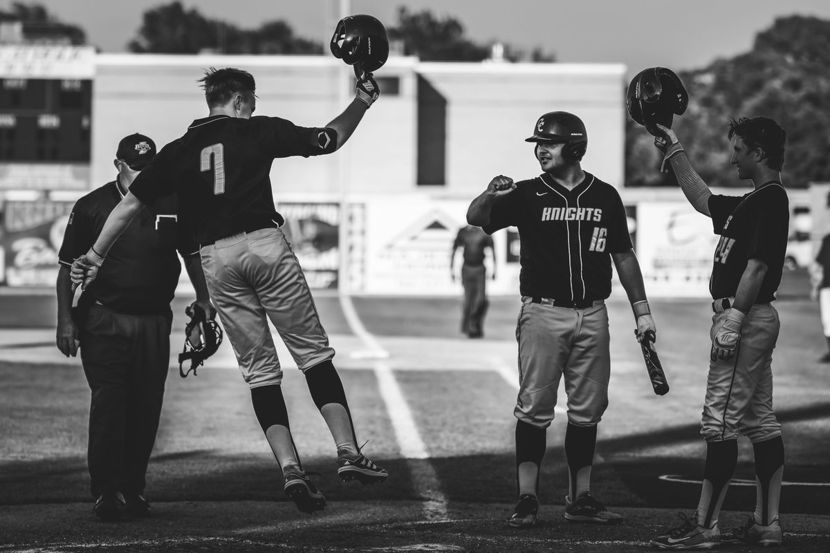 snapsbyme's tweet photo. @lccknightsball win the 1A Sectional 53 championship tonight 10-0 over Covington 🏆 #4faves #2bombs https://t.co/5qO9h0QCUz